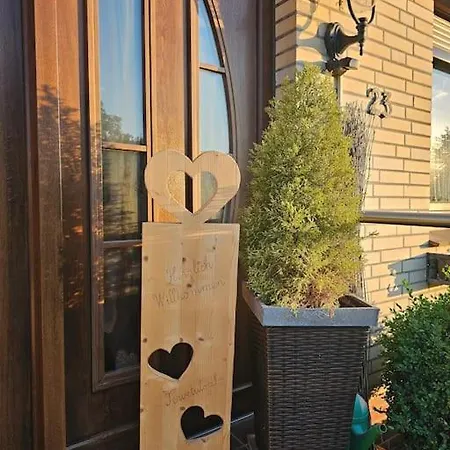 Monteurzimmer Und Ferienwohnung *